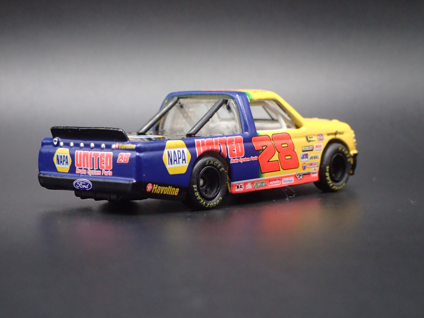 1995 95 FORD F150 #28 ERNIE IRVAN NAPA NASCAR TRUCK 1:64 SCALE DIECAST CAR