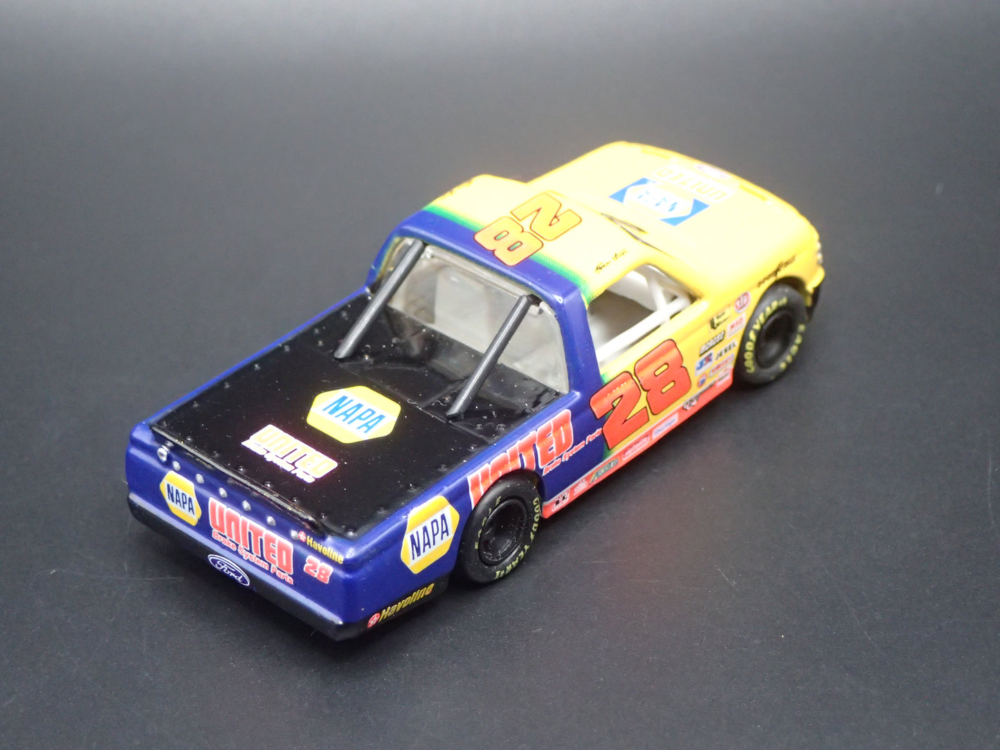 1995 95 FORD F150 #28 ERNIE IRVAN NAPA NASCAR TRUCK 1:64 SCALE DIECAST CAR