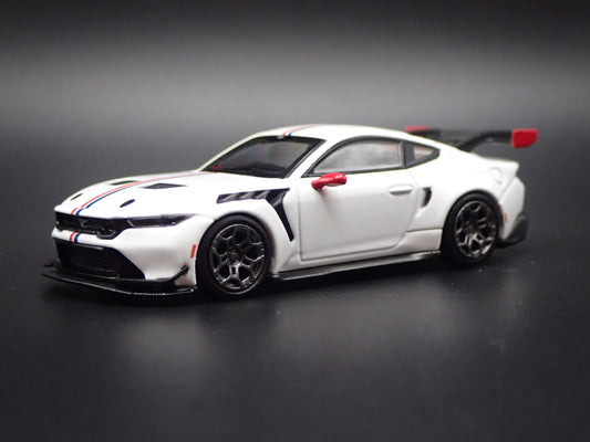 2025-2028 FORD MUSTANG GTD WHITE 1:64 SCALE COLLECTIBLE DIECAST MODEL CAR