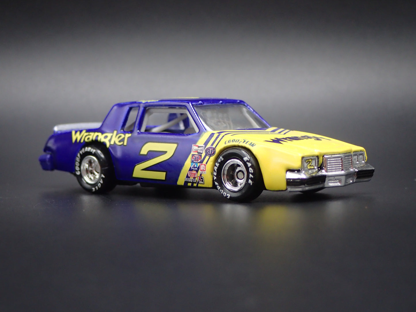 1981 CHEVROLET CAMARO 2 DALE EARNHARDT WRANGLER NASCAR 1:64 SCALE DIECAST CAR