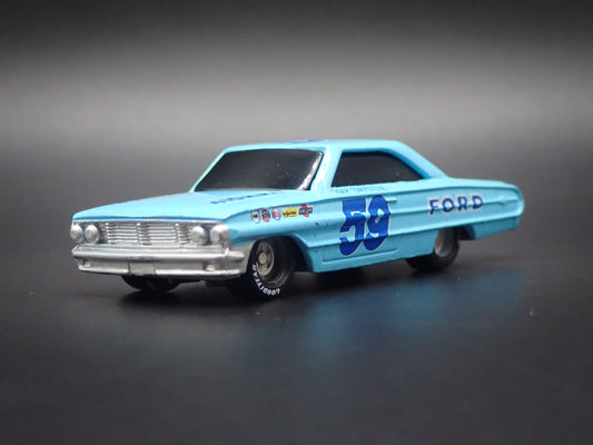 1964 FORD GALAXIE 56 TOM PISTONE NASCAR 1:64 SCALE DIORAMA DIECAST MODEL CAR