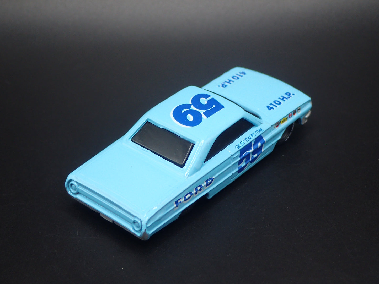 1964 FORD GALAXIE 56 TOM PISTONE NASCAR 1:64 SCALE DIORAMA DIECAST MODEL CAR