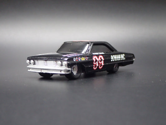 1964 FORD GALAXIE 99 BOBBY ISAAC NASCAR 1:64 SCALE DIORAMA DIECAST MODEL CAR