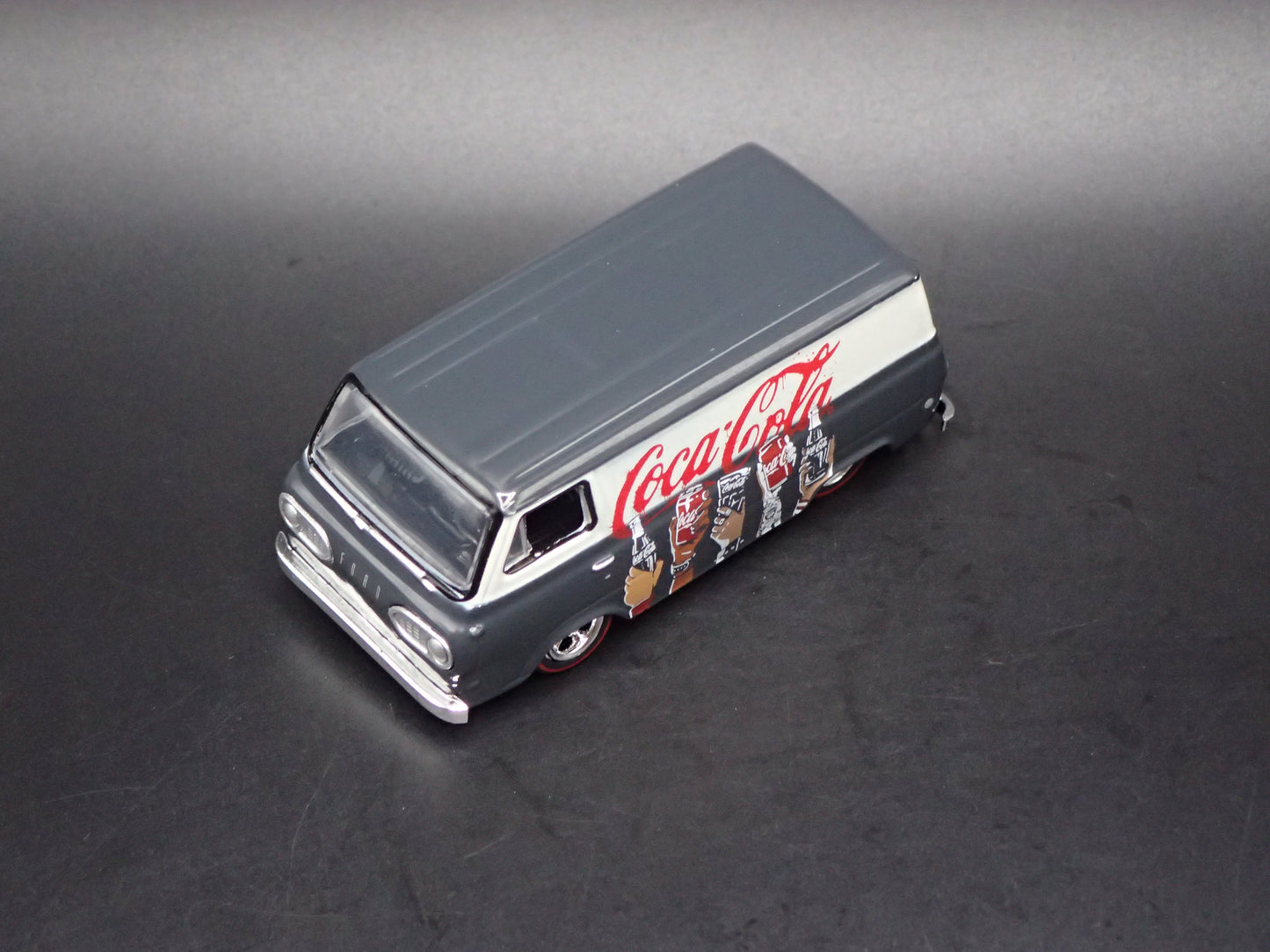 1965 65 FORD ECONOLINE VAN COCA COLA COKE 1:64 SCALE DIORAMA DIECAST MODEL CAR