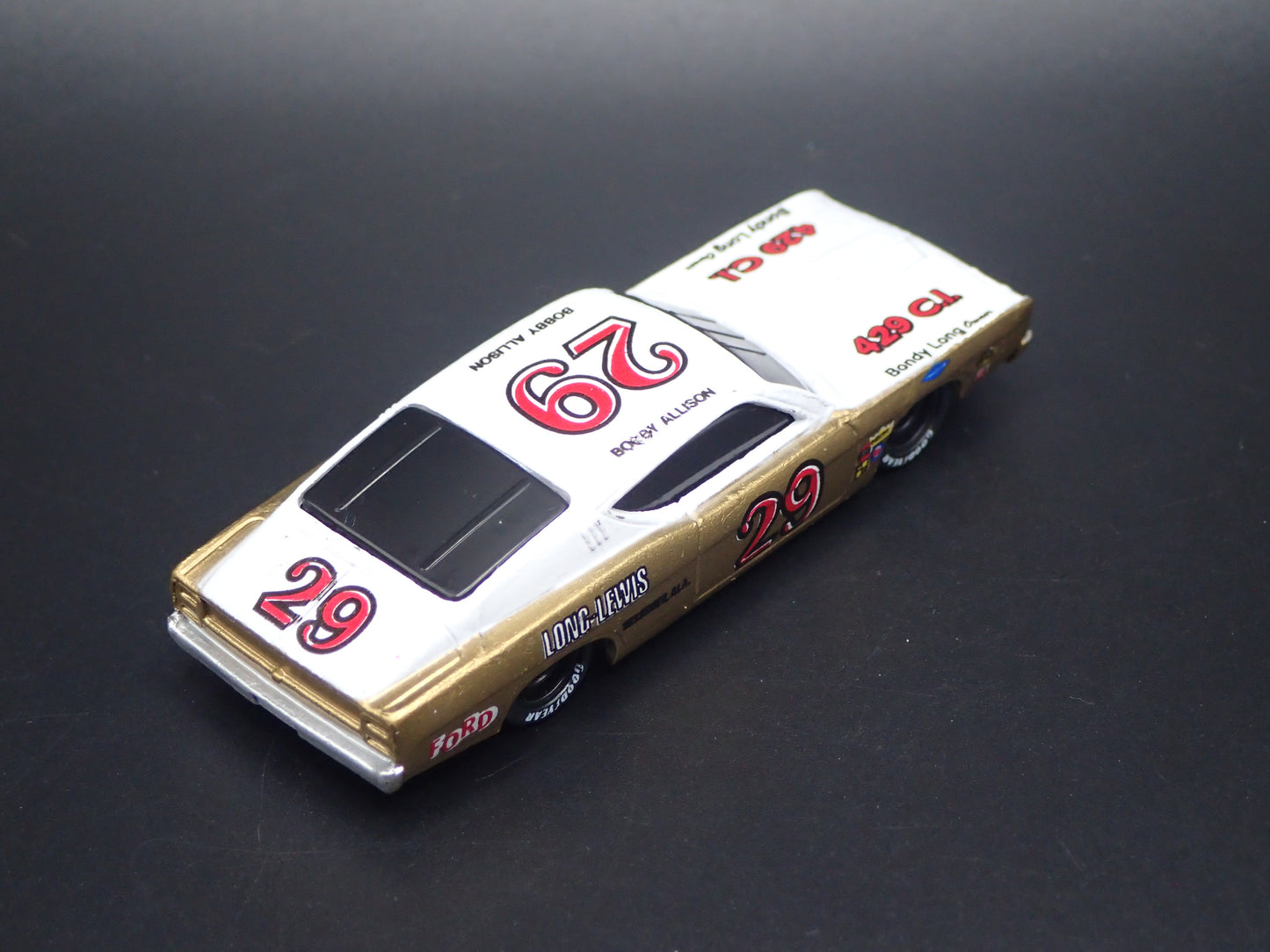 1969 69 FORD TORINO COBRA 29 BOBBY ALLISON NASCAR 1:64 SCALE DIECAST MODEL CAR