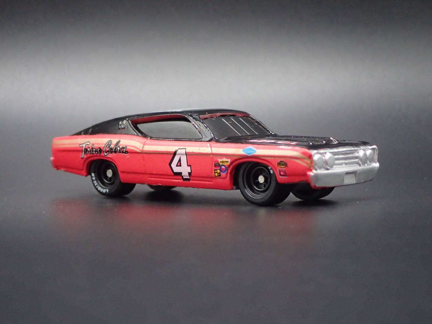1969 69 FORD TORINO COBRA 4 JOHN SEARS NASCAR 1:64 SCALE DIECAST MODEL CAR