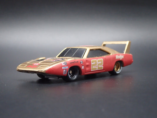 1969 69 DODGE CHARGER DAYTONA 22 DICK BROOKS NASCAR 1:64 SCALE DIECAST CAR
