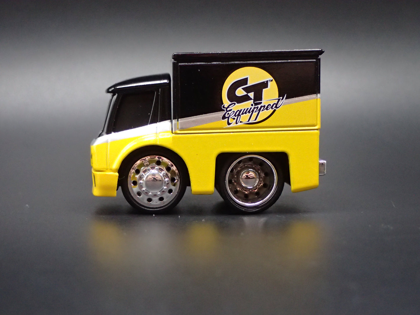 CT CAR TUNED BOX TRUCK YELLOW 1/64 SCALE COLLECTIBLE DIORAMA DIECAST MODEL CAR
