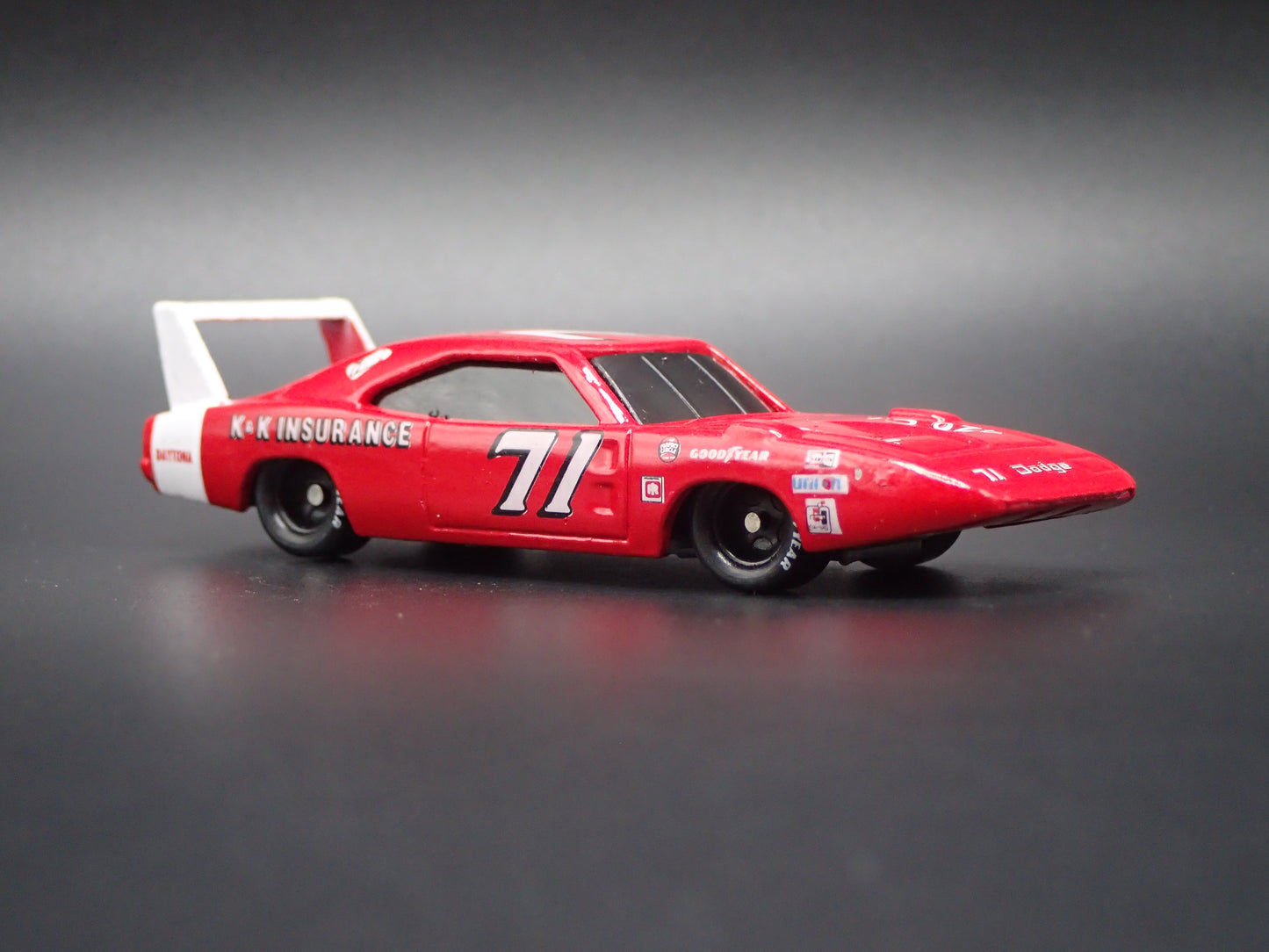 1969 69 DODGE CHARGER DAYTONA 71 BOBBY ISAAC NASCAR 1:64 SCALE DIECAST MODEL CAR