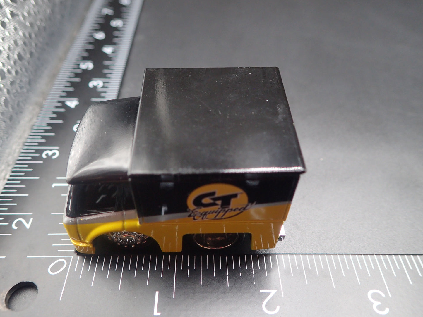 CT CAR TUNED BOX TRUCK YELLOW 1/64 SCALE COLLECTIBLE DIORAMA DIECAST MODEL CAR