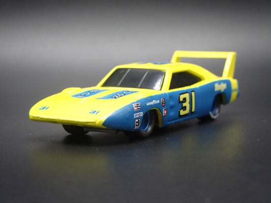 1969 69 DODGE CHARGER DAYTONA 31 JIM VANDIVER NASCAR 1:64 SCALE DIECAST MODEL CAR