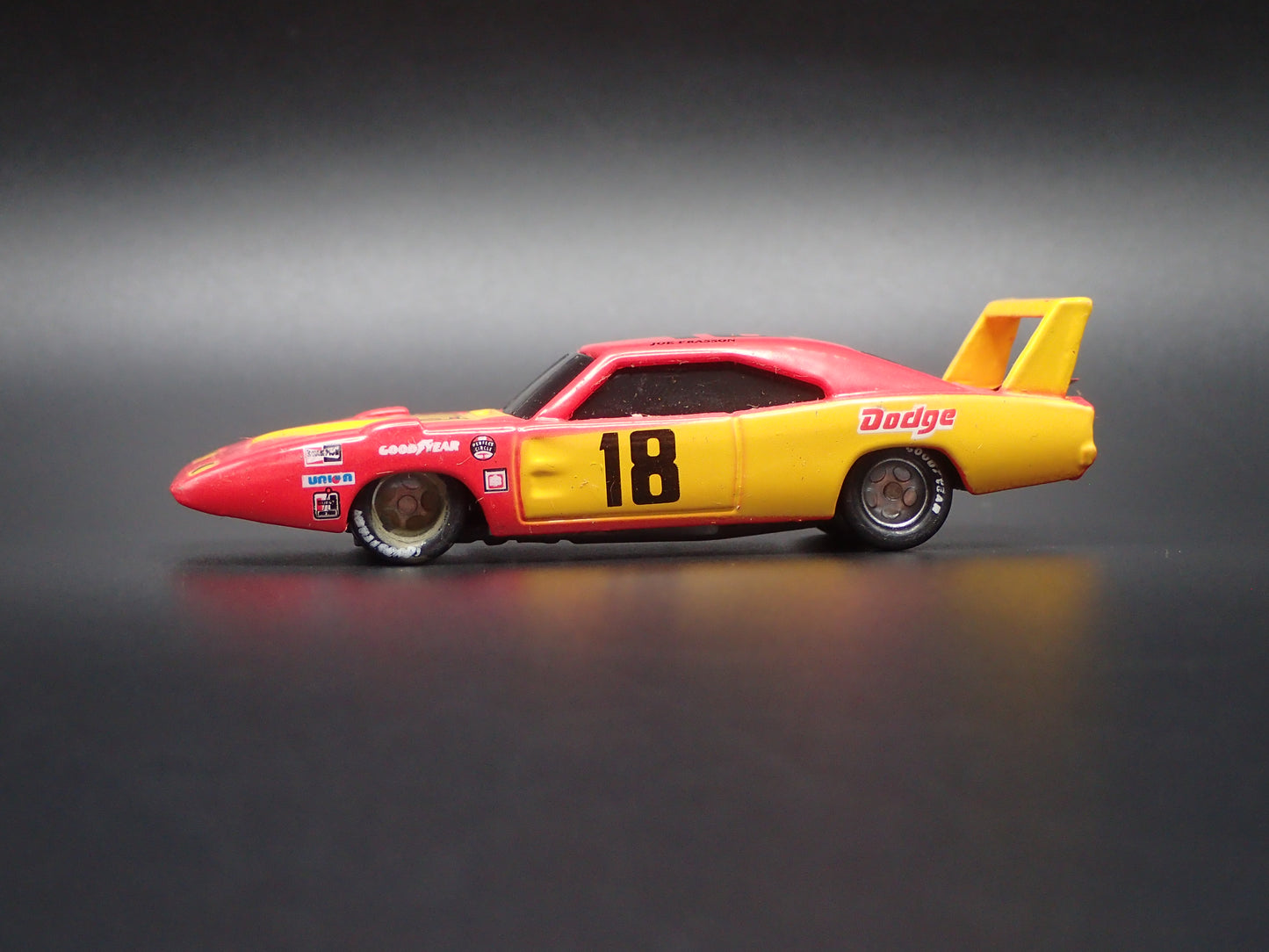 1969 69 DODGE CHARGER DAYTONA 18 JOE FRASSON NASCAR 1:64 SCALE DIECAST MODEL CAR