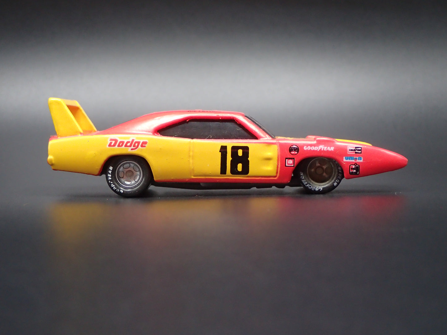 1969 69 DODGE CHARGER DAYTONA 18 JOE FRASSON NASCAR 1:64 SCALE DIECAST MODEL CAR
