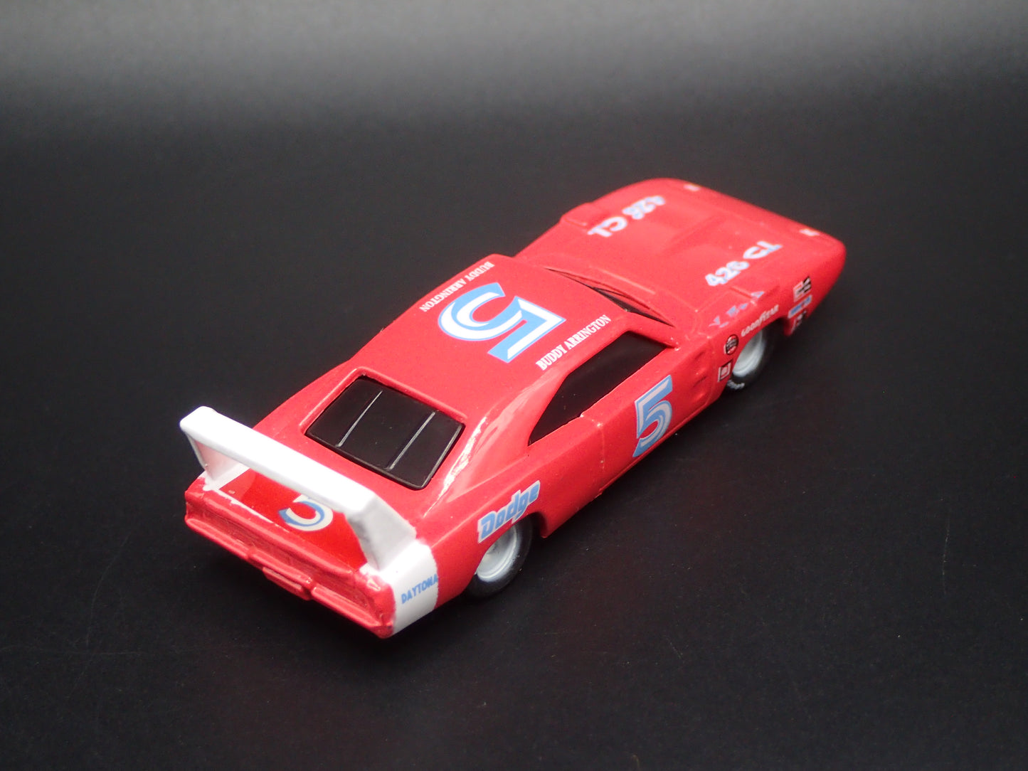 1969 69 DODGE CHARGER DAYTONA 5 BUDDY ARRINGTON NASCAR 1:64 SCALE DIECAST MODEL CAR