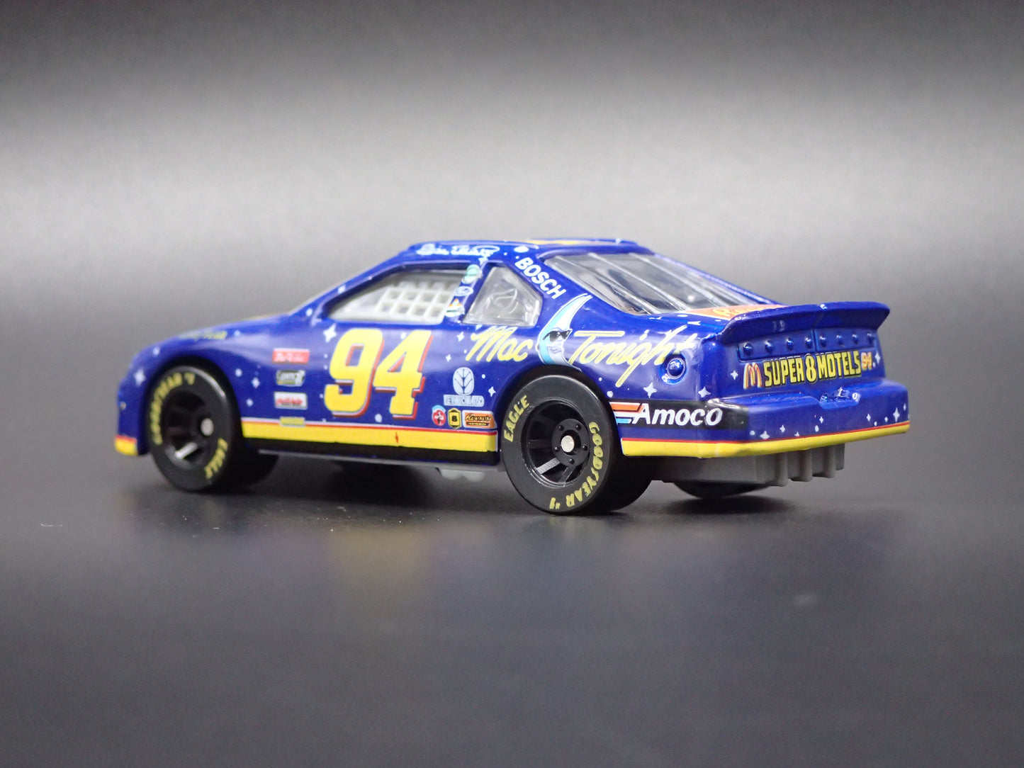 1997 97 FORD THUNDERBIRD 94 BILL ELLIOTT MCDONALDS NASCAR 1:64 DIECAST MODEL CAR