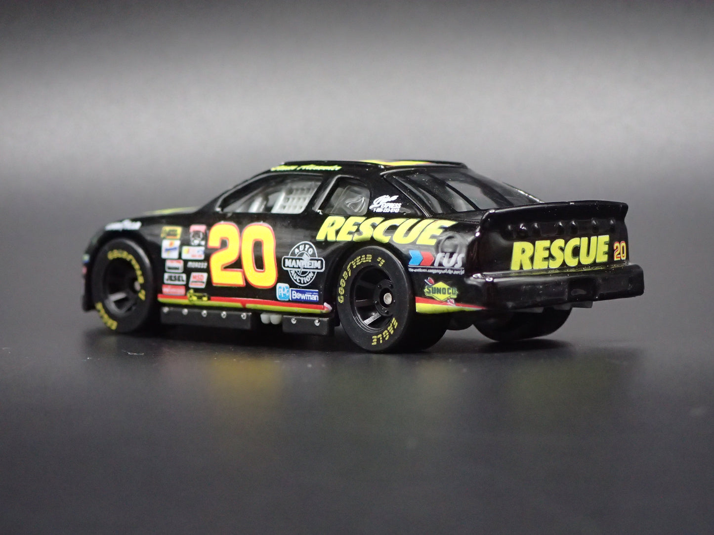 1998 CHEVROLET MONTE CARLO 20 BLAISE ALEXANDER NASCAR 1:64 SCALE DIECAST CAR