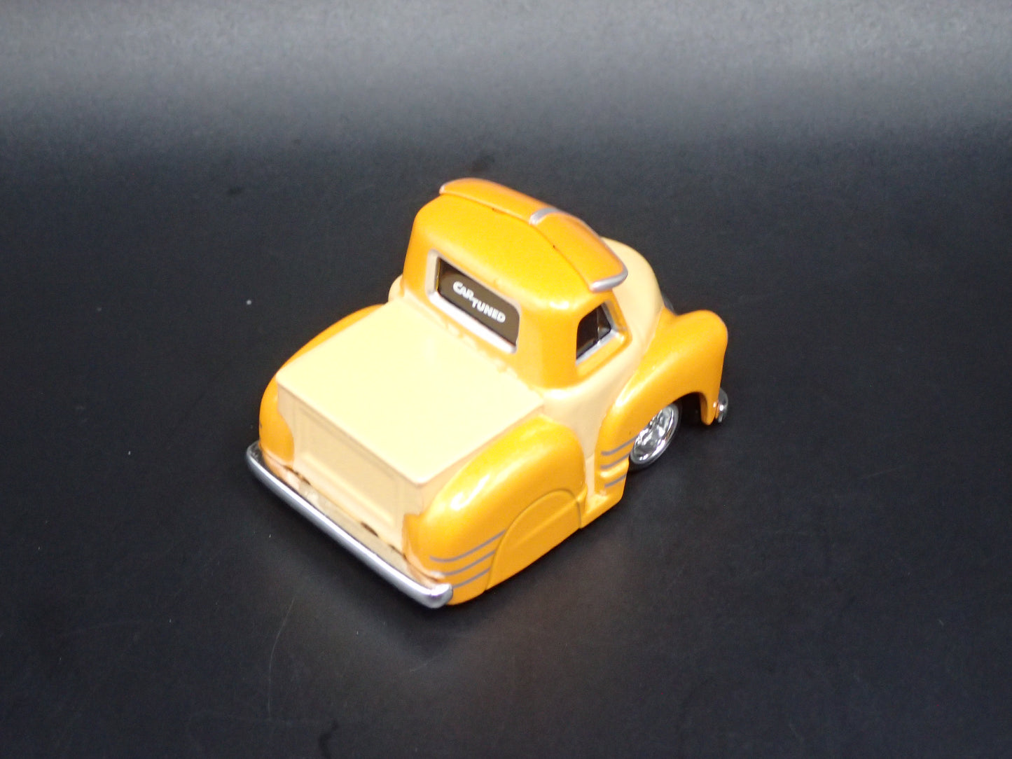 1953 53 CHEVY CHEVROLET PICKUP TRUCK TUNED 1:64 SCALE DIORAMA DIECAST MODEL CAR