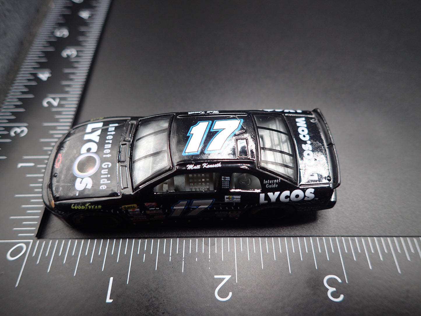 1998 CHEVY CHEVROLET MONTE CARLO 17 MATT KENSETH NASCAR 1:64 SCALE DIECAST CAR
