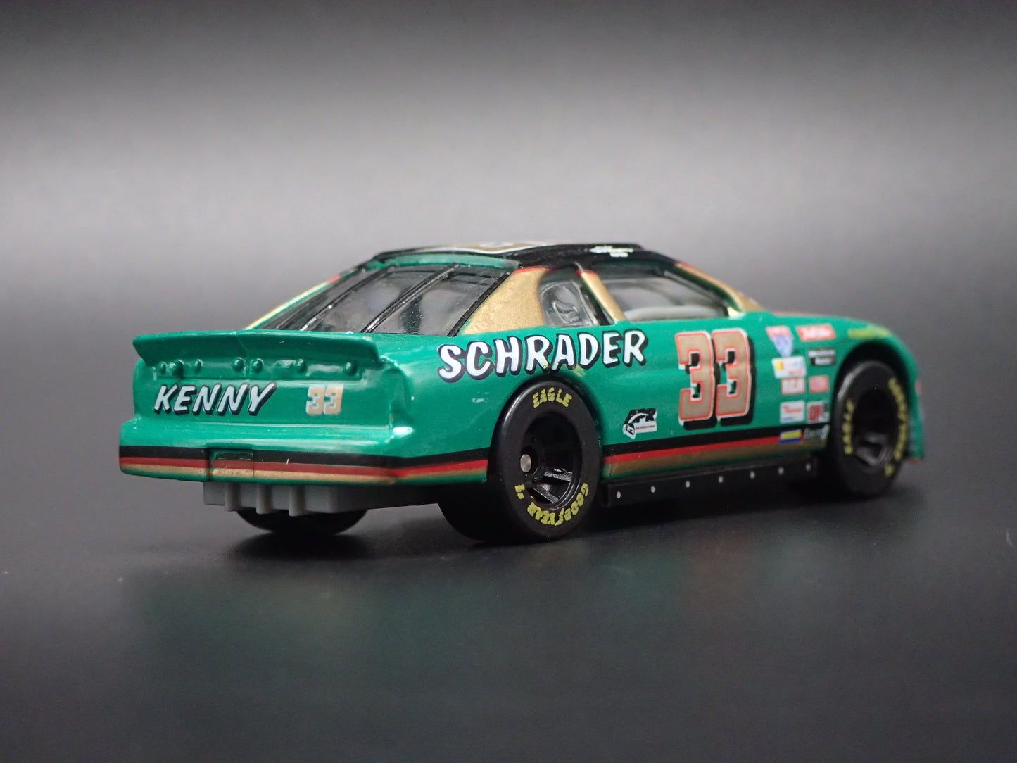 1998 CHEVY CHEVROLET MONTE CARLO 33 KEN SCHRADER NASCAR 1:64 SCALE DIECAST CAR