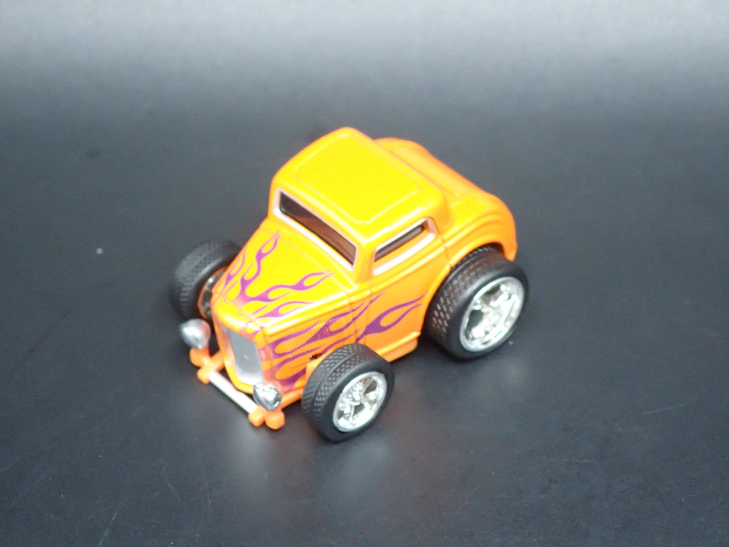 1932 32 FORD THREE WINDOW COUPE HOT ROD CAR TUNED 1:64 SCALE DIECAST MODEL CAR