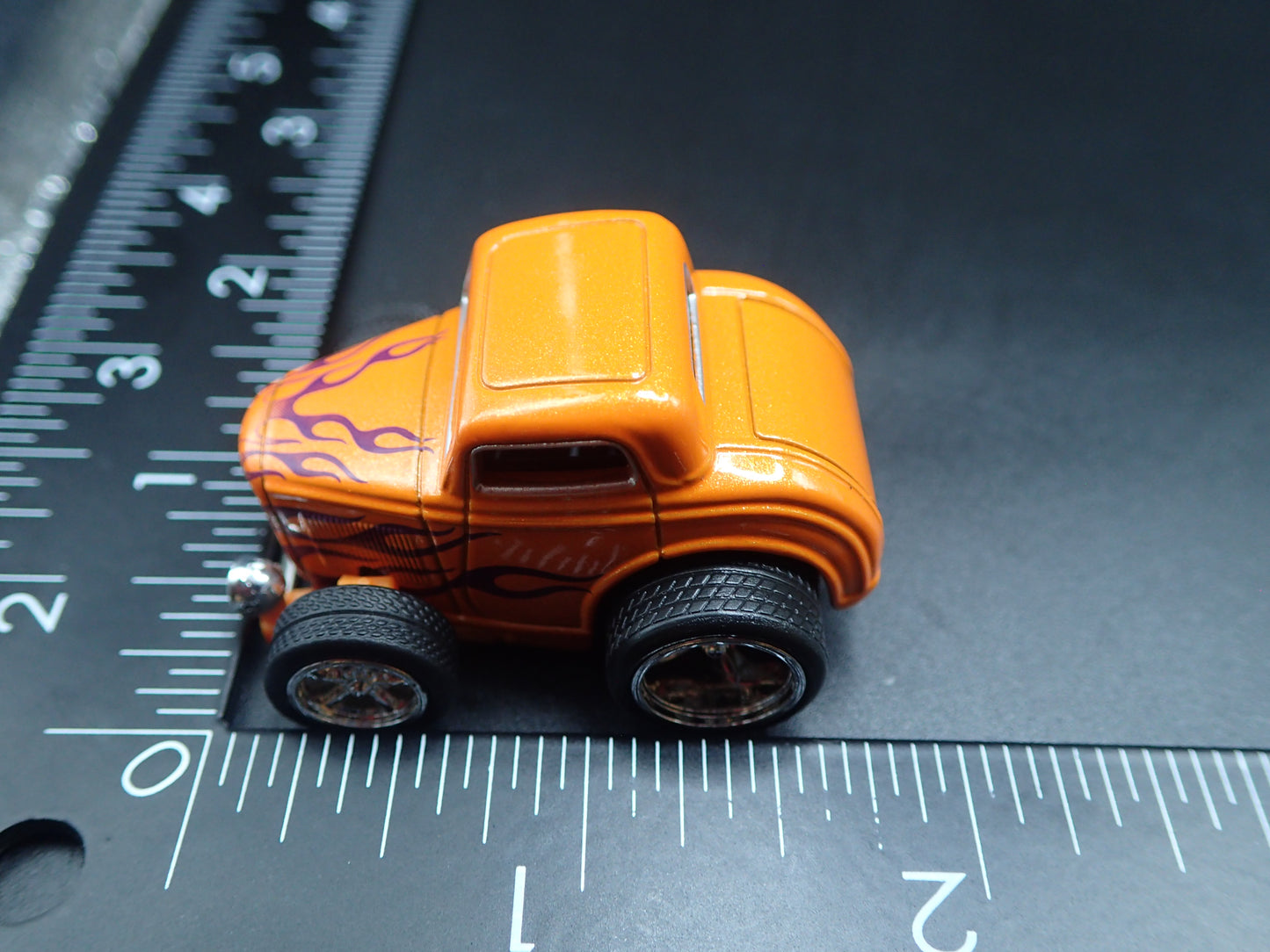 1932 32 FORD THREE WINDOW COUPE HOT ROD CAR TUNED 1:64 SCALE DIECAST MODEL CAR