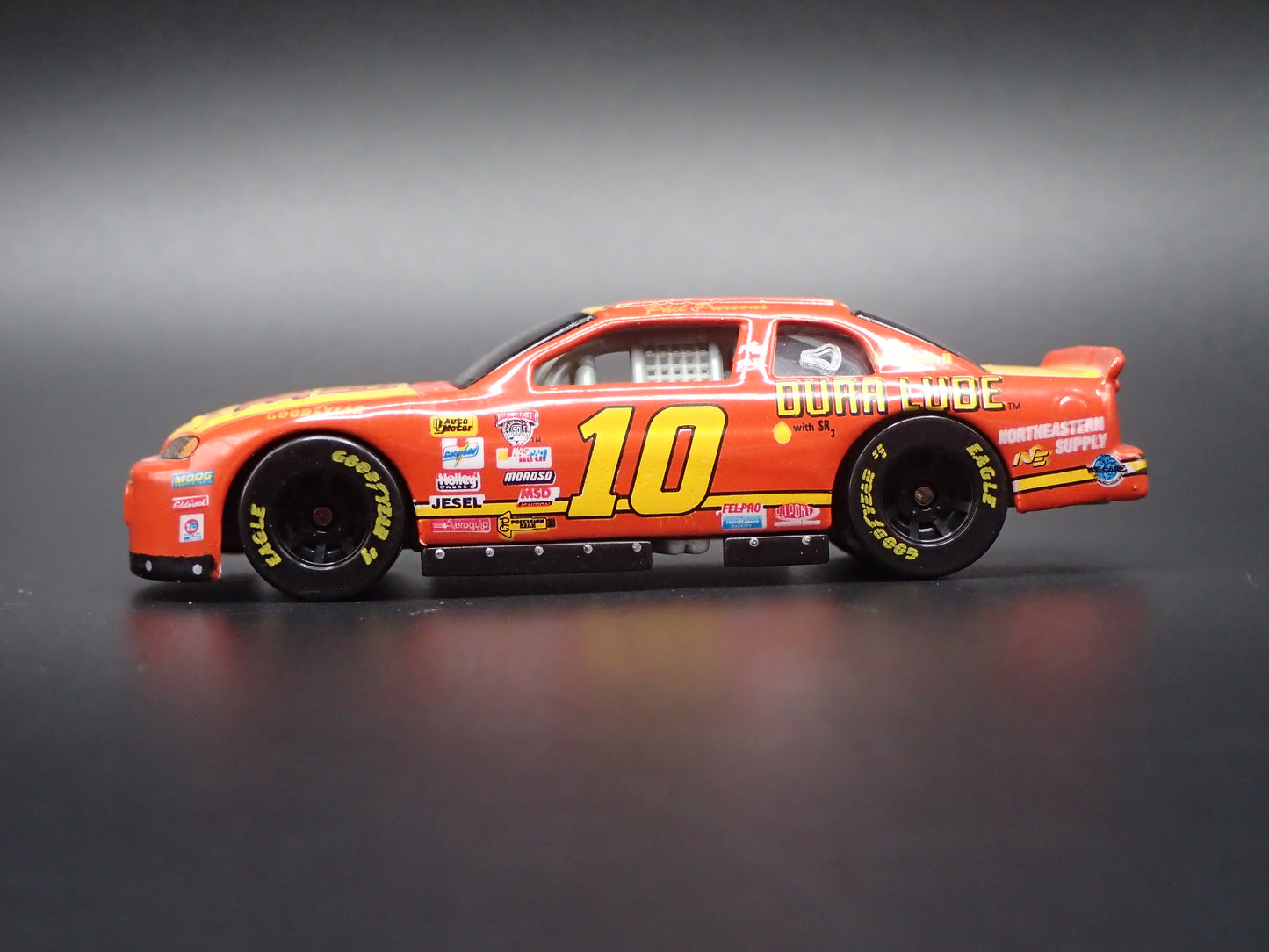 1998 CHEVROLET MONTE CARLO 10 PHIL PARSONS NASCAR 1:64 SCALE DIECAST MODEL CAR