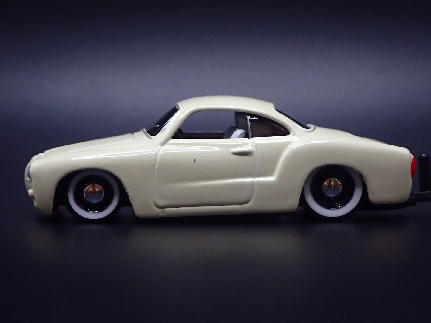 1960-1969 VOLKSWAGEN VW KARMANN GHIA w HITCH 1:64 SCALE DIECAST MODEL CAR