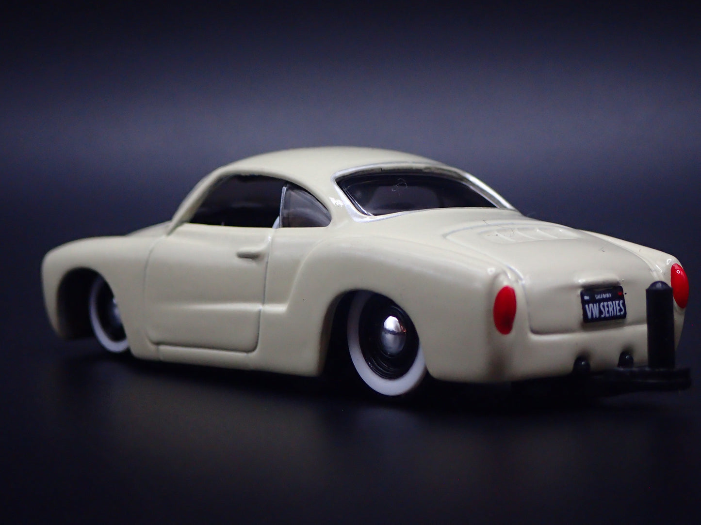 1960-1969 VOLKSWAGEN VW KARMANN GHIA w HITCH 1:64 SCALE DIECAST MODEL CAR