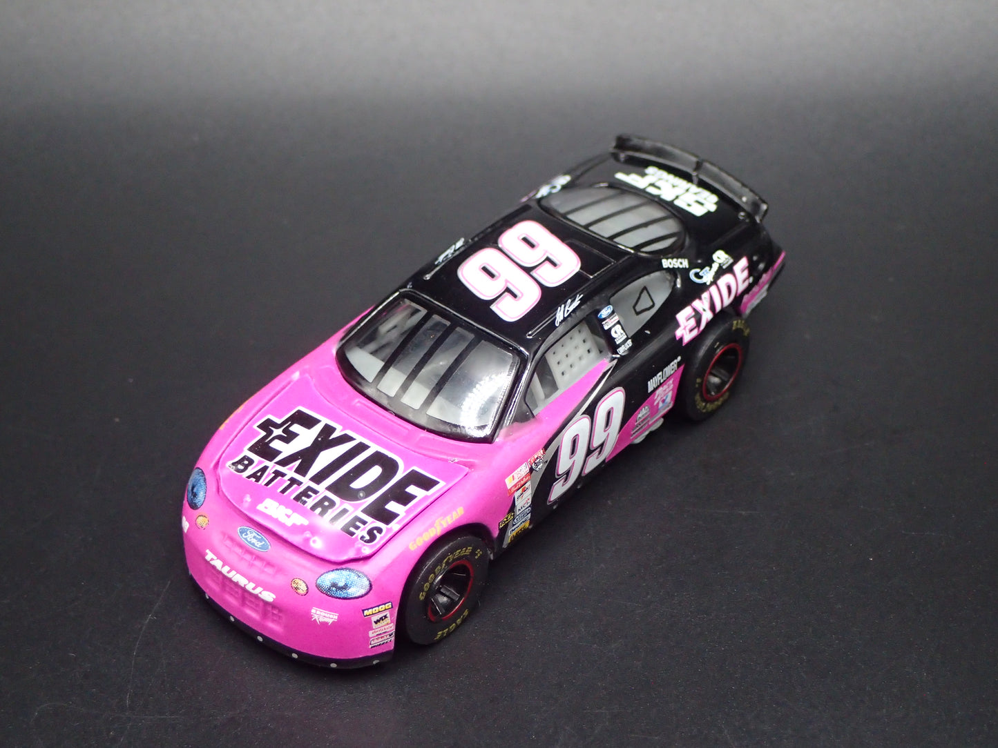1998 98 FORD TAURUS 99 JEFF BURTON EXIDE NASCAR 1/64 SCALE DIECAST CAR