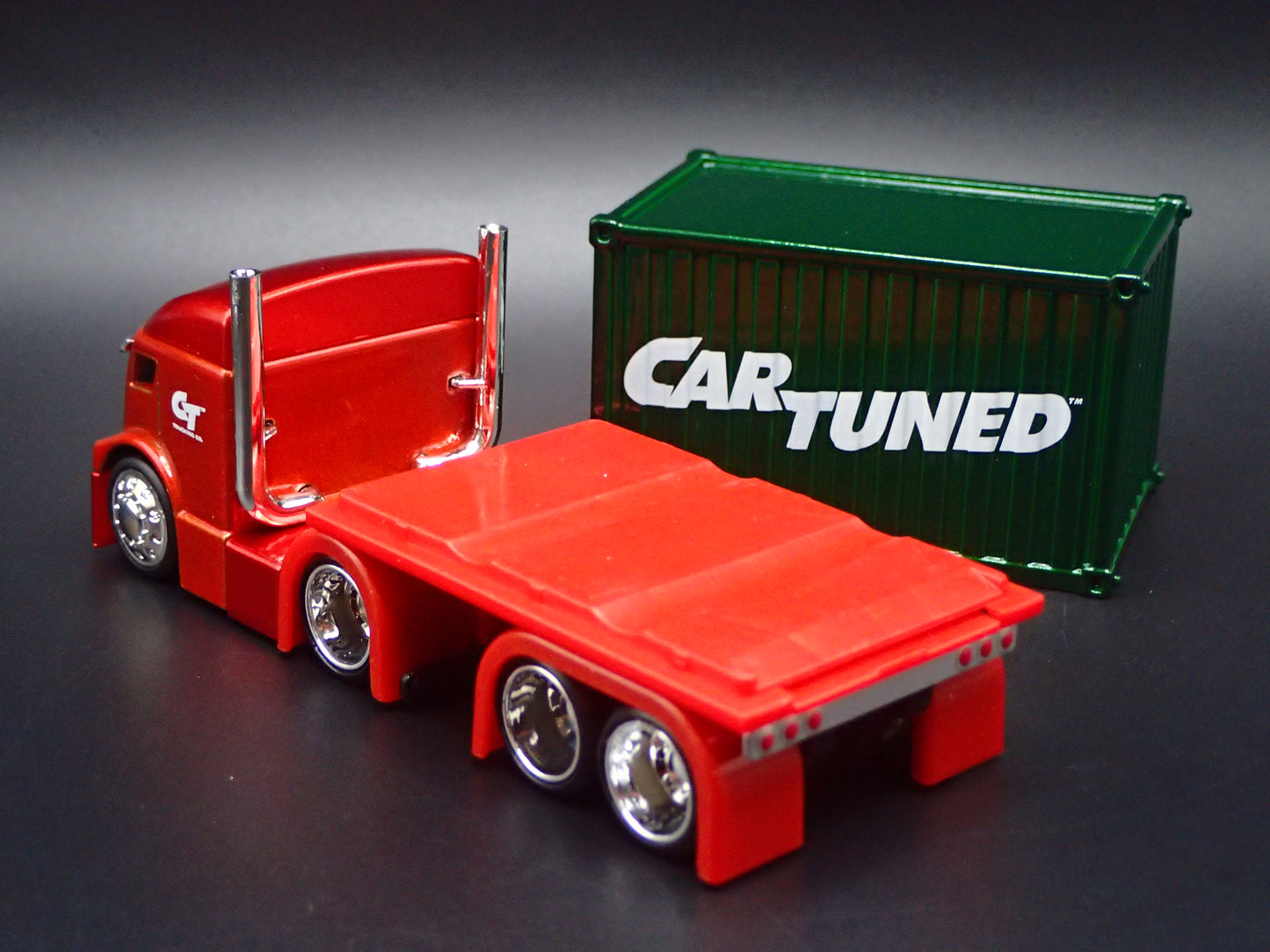CAR TUNED COOL COE CONTAINER RIG 1:64 SCALE DIORAMA DIECAST MODEL CAR
