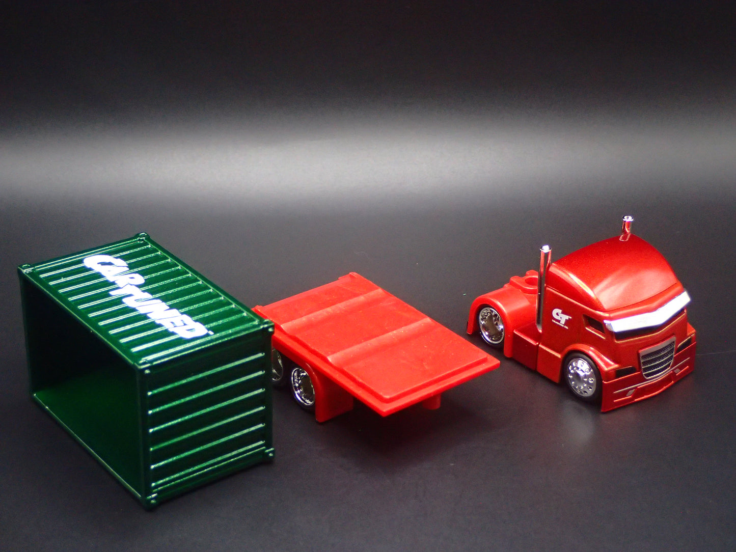 CAR TUNED COOL COE CONTAINER RIG 1:64 SCALE DIORAMA DIECAST MODEL CAR
