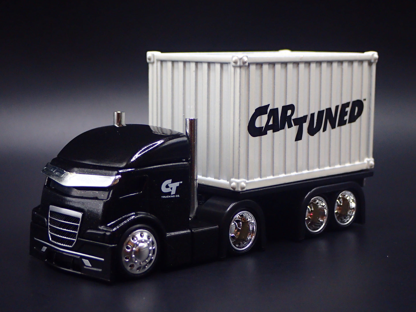 CAR TUNED COOL COE CONTAINER RIG 1:64 SCALE DIORAMA DIECAST MODEL CAR