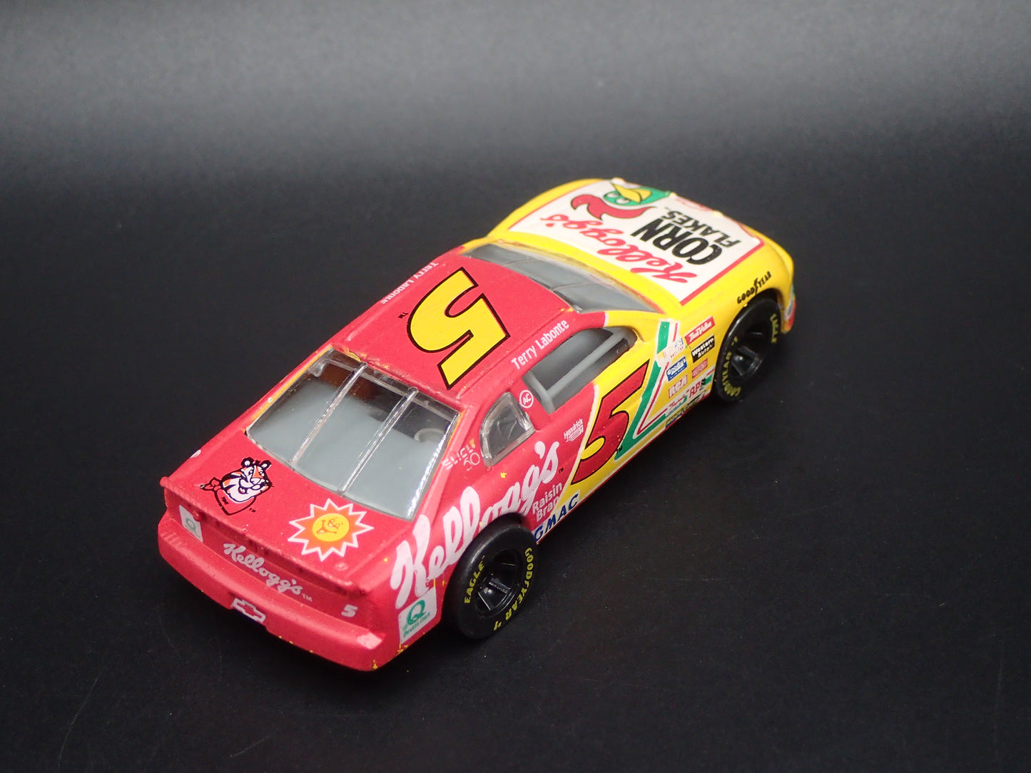 1996 CHEVY CHEVROLET MONTE CARLO 5 TERRY LABONTE NASCAR 1:64 DIECAST MODEL CAR