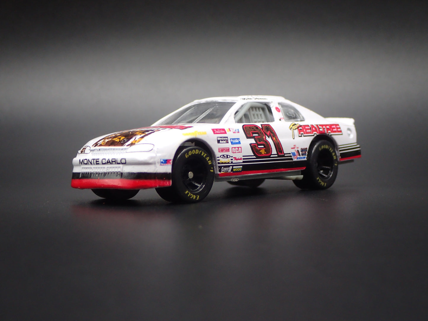 1996 CHEVY CHEVROLET MONTE CARLO 31 MIKE SKINNER REALTREE NASCAR 1:64 DIECAST CAR