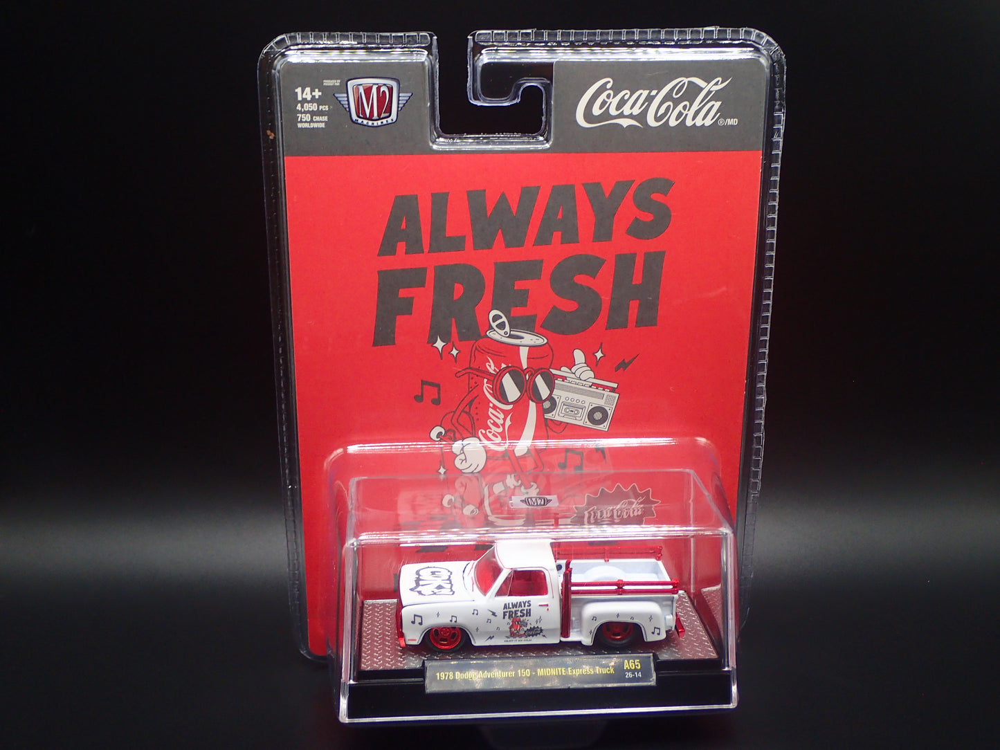 2026 M2 MACHINES 1978 DODGE ADVENTURER 150 MIDNITE EXPRESS COCA COLA RED CHASE 1/750 A65 26-14
