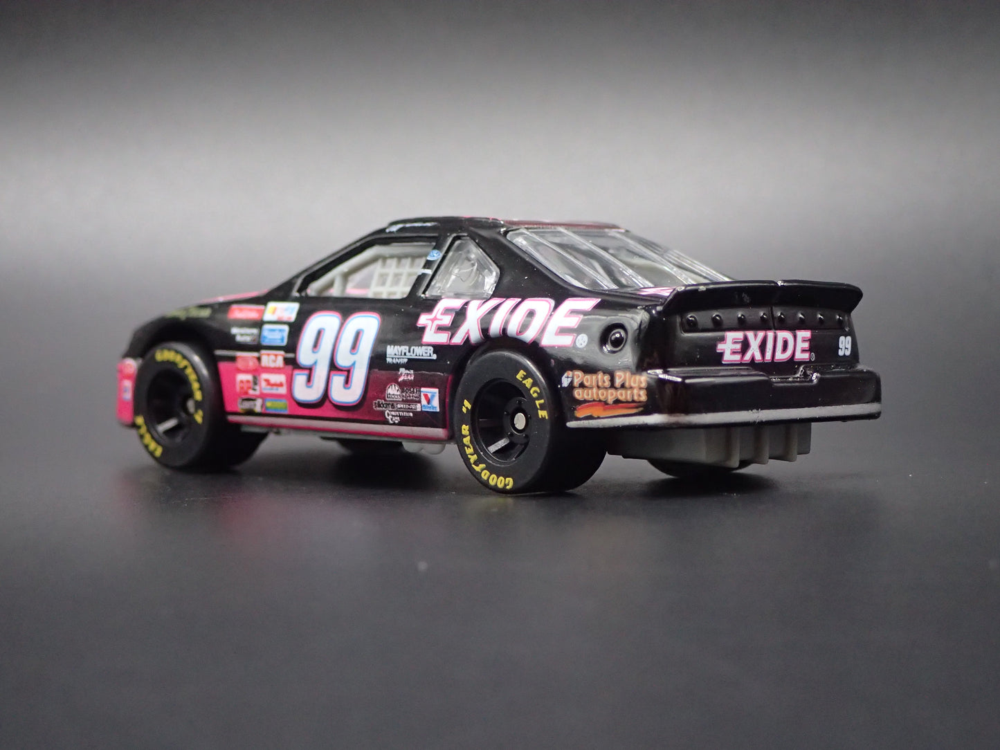 1997 FORD THUNDERBIRD 99 JEFF BURTON EXIDE NASCAR 1:64 SCALE DIECAST MODEL CAR