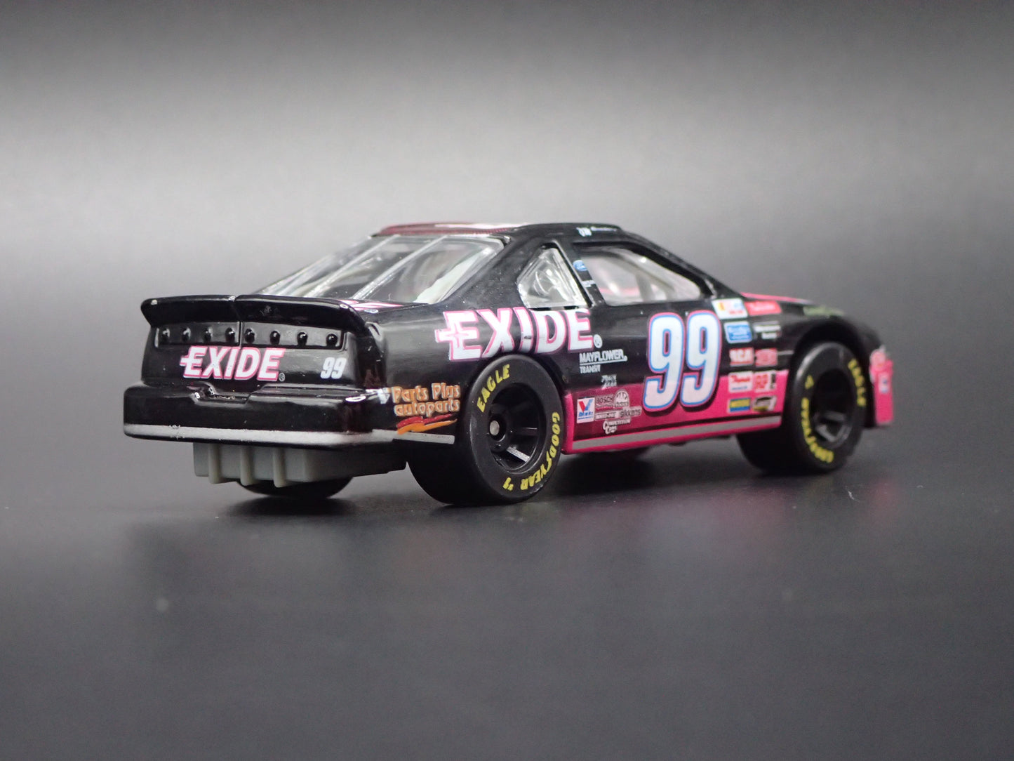 1997 FORD THUNDERBIRD 99 JEFF BURTON EXIDE NASCAR 1:64 SCALE DIECAST MODEL CAR