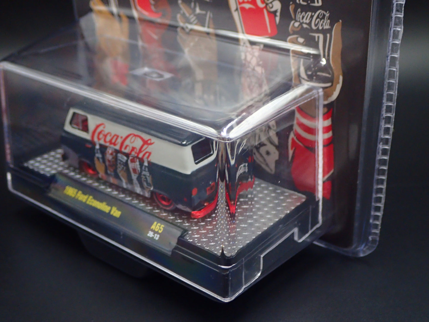 2026 M2 MACHINES 1965 FORD ECONOLINE VAN COCA COLA RED CHASE 1/750 A65 26-13