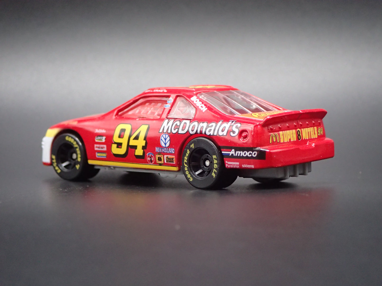 1997 97 FORD THUNDERBIRD 94 BILL ELLIOTT MCDONALDS NASCAR 1:64 DIECAST MODEL CAR