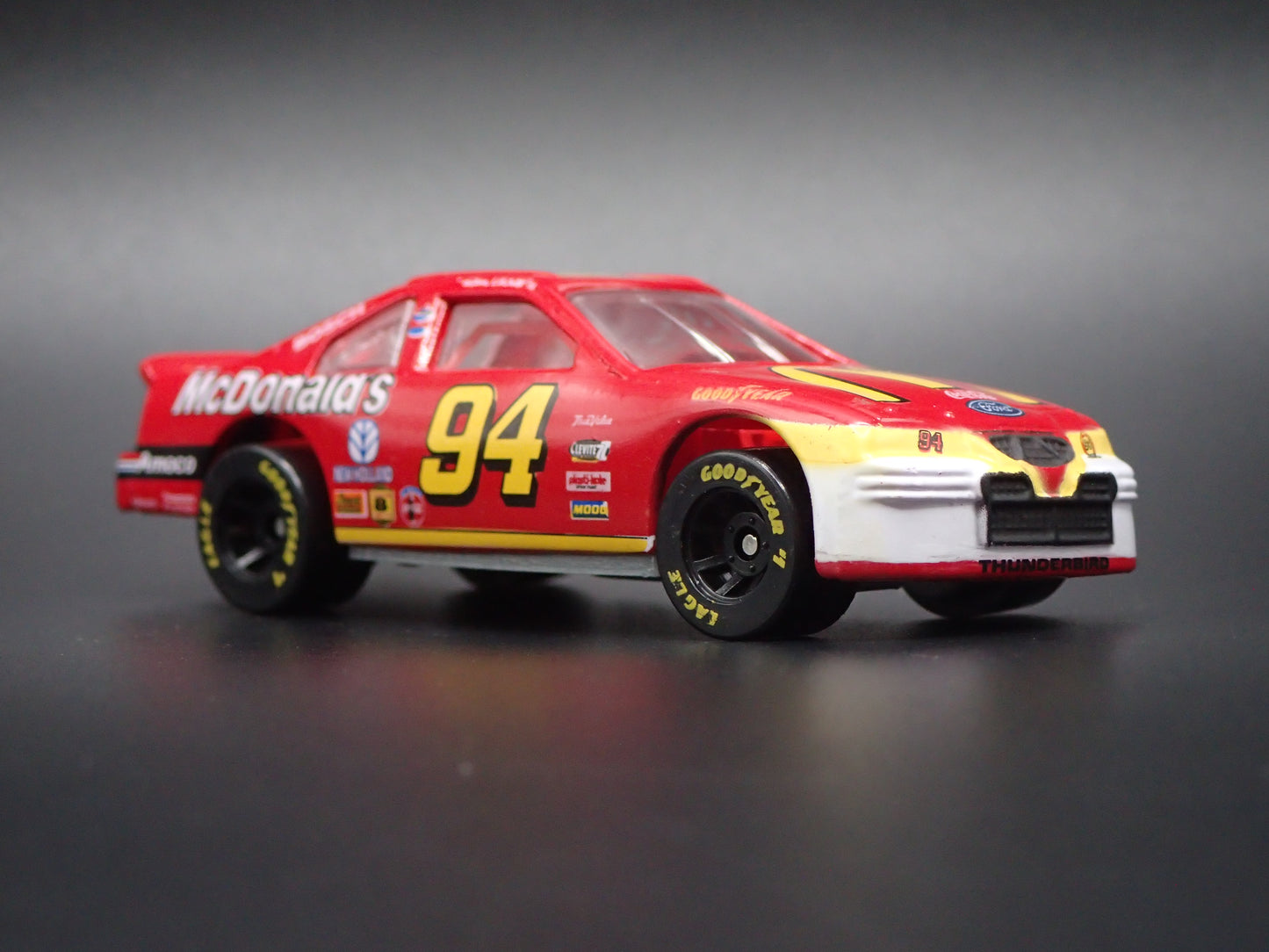 1997 97 FORD THUNDERBIRD 94 BILL ELLIOTT MCDONALDS NASCAR 1:64 DIECAST MODEL CAR