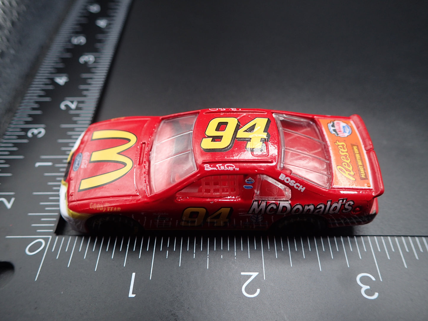 1997 97 FORD THUNDERBIRD 94 BILL ELLIOTT MCDONALDS NASCAR 1:64 DIECAST MODEL CAR