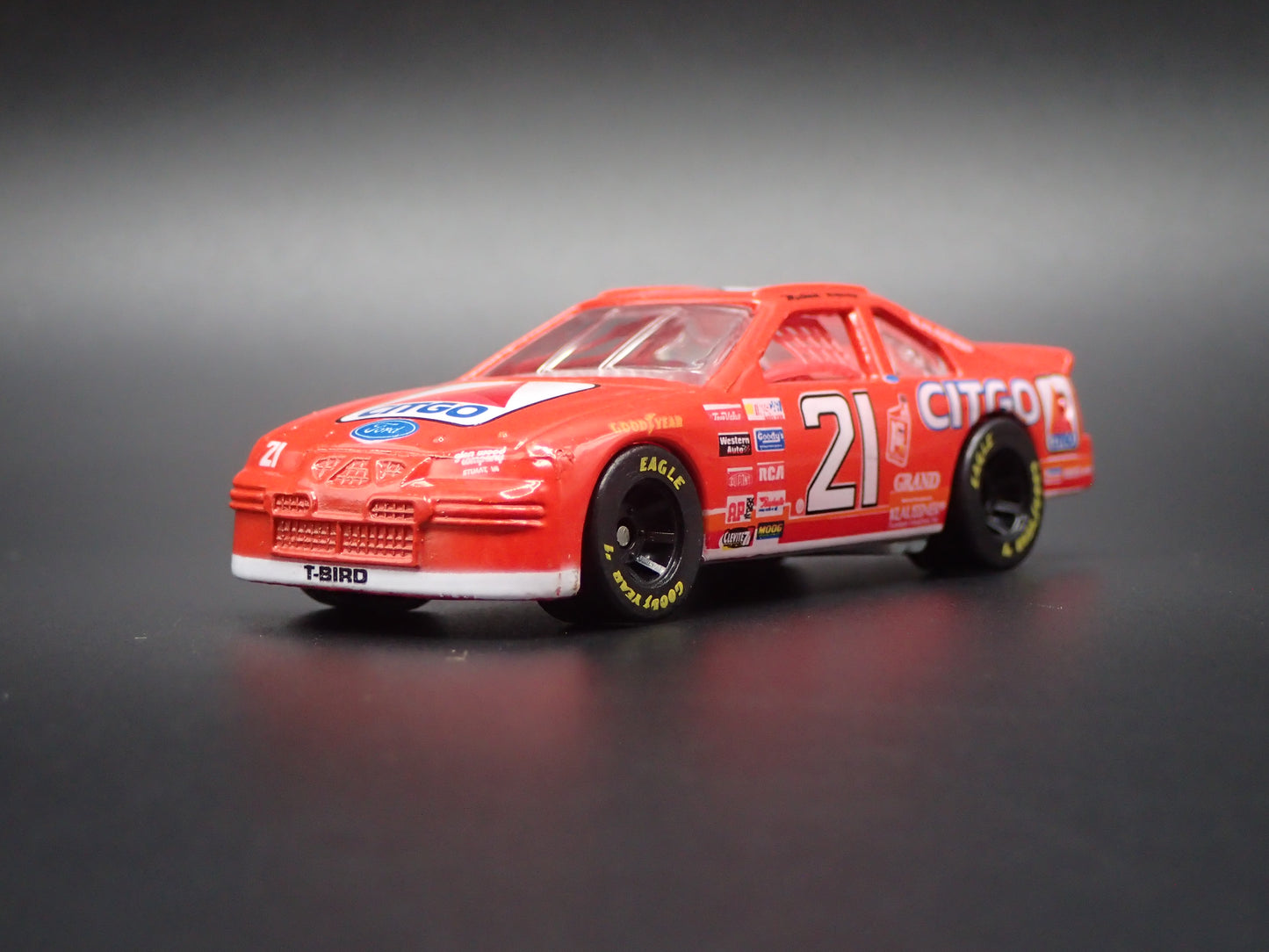 1997 FORD THUNDERBIRD 21 MICHAEL WALTRIP CITGO NASCAR 1:64 SCALE DIECAST CAR