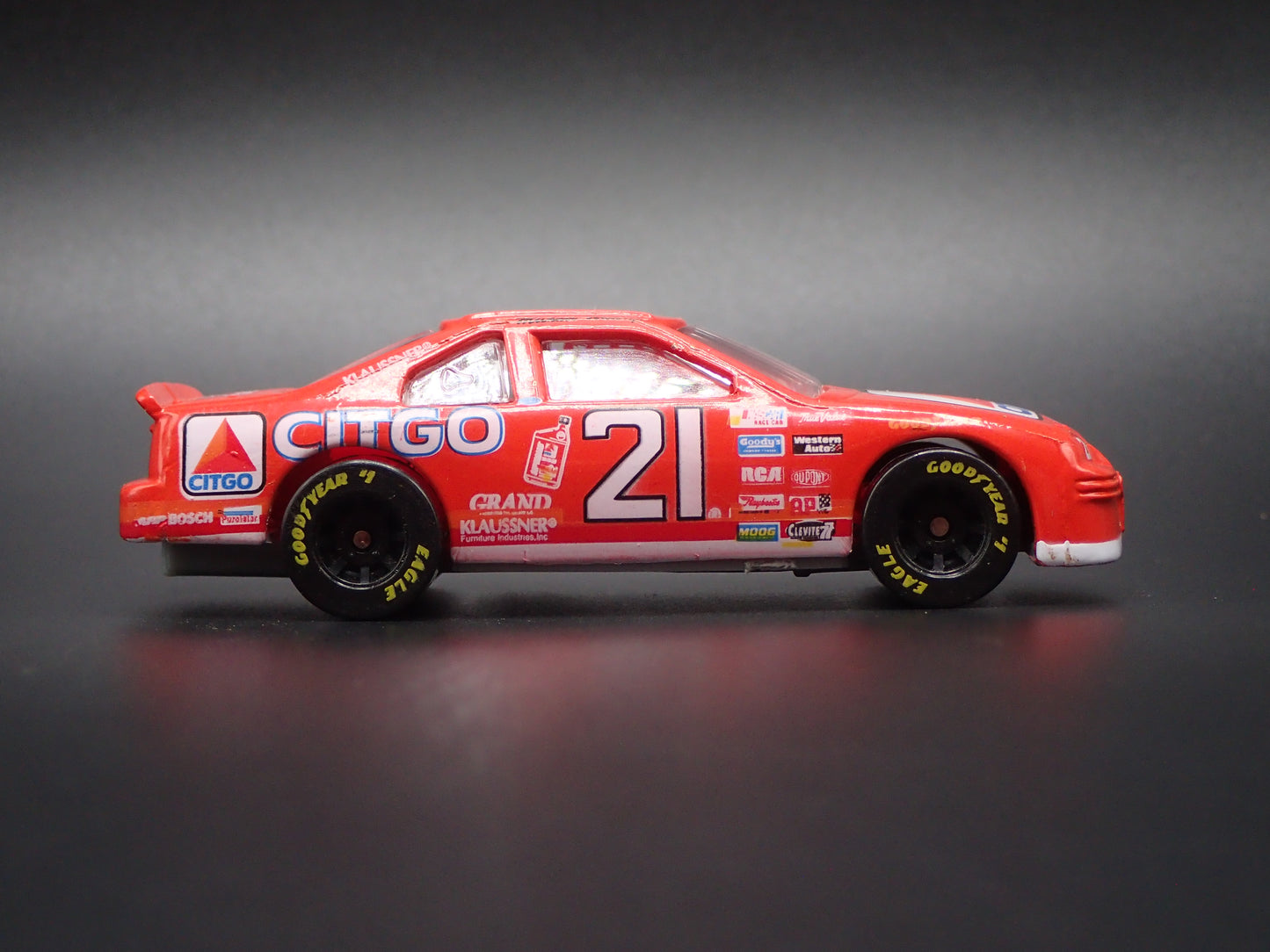 1997 FORD THUNDERBIRD 21 MICHAEL WALTRIP CITGO NASCAR 1:64 SCALE DIECAST CAR