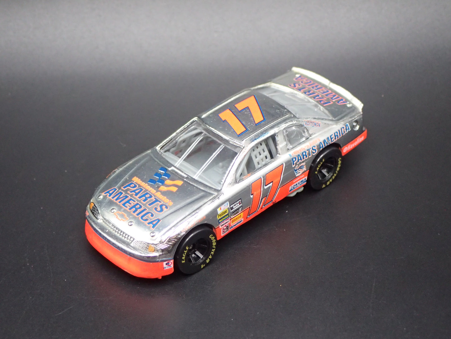 1997 CHEVY CHEVROLET MONTE CARLO DARRELL WALTRIP NASCAR 1:64 SCALE DIECAST CAR