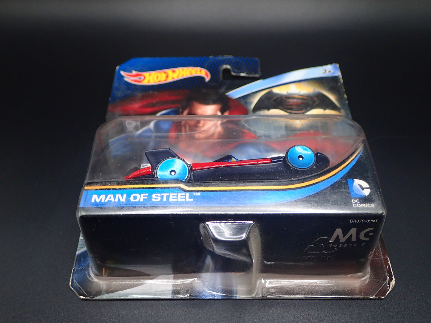 2015 HOT WHEELS DC SUPERMAN VS BATMAN HOT WHEELS CHARACTER CARS 1/64