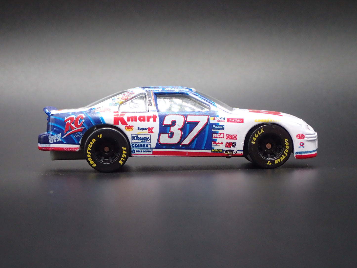 1997 97 FORD THUNDERBIRD 37 JEREMY MAYFIELD KMART NASCAR 1/64 SCALE DIECAST CAR