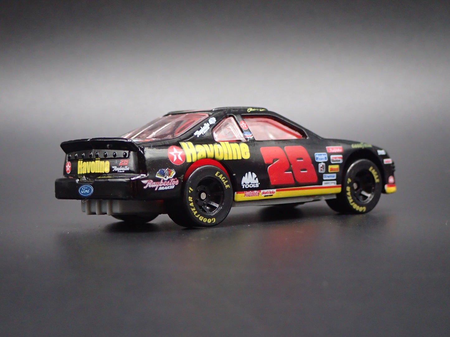 1997 97 FORD THUNDERBIRD 28 ERNIE IRVAN HAVOLINE NASCAR 1:64 SCALE DIECAST CAR