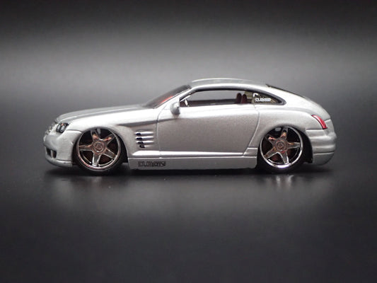 2004-2008 CHYSLER CROSSFIRE SILVER RARE 1:64 SCALE COLLECTIBLE DIORAMA DIECAST MODEL CAR