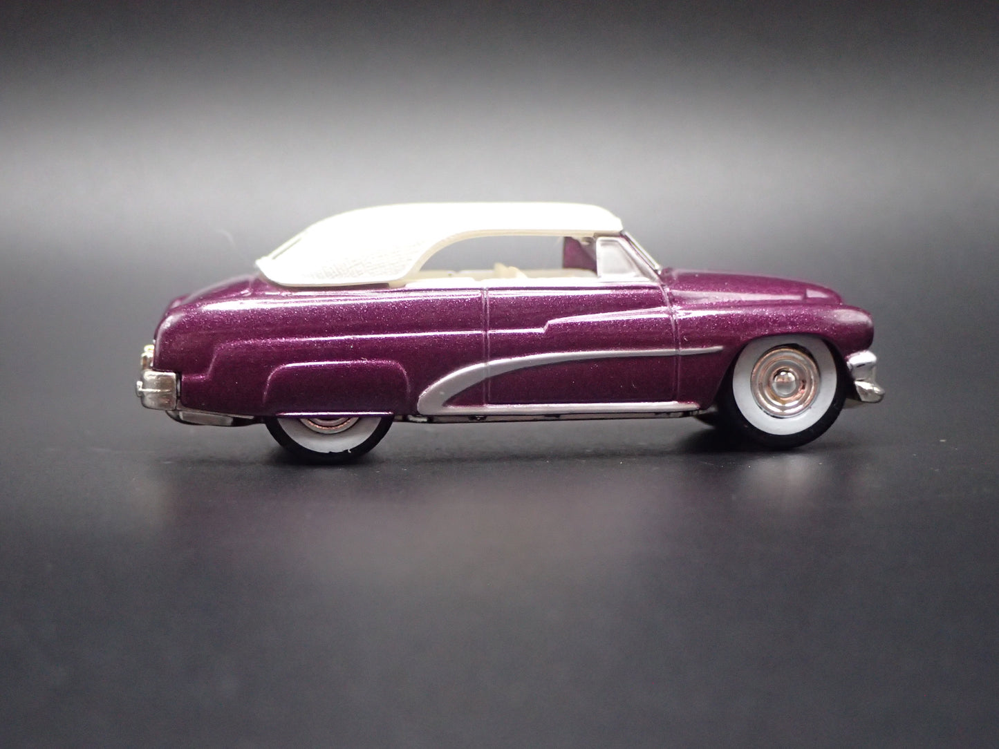 1951 51 MERC MERCURY CONVERTIBLE ROWES BARRIS RARE 1/64 SCALE DIECAST MODEL CAR