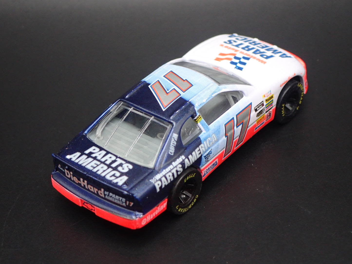 1997 CHEVY CHEVROLET MONTE CARLO DARRELL WALTRIP NASCAR 1:64 SCALE DIECAST CAR